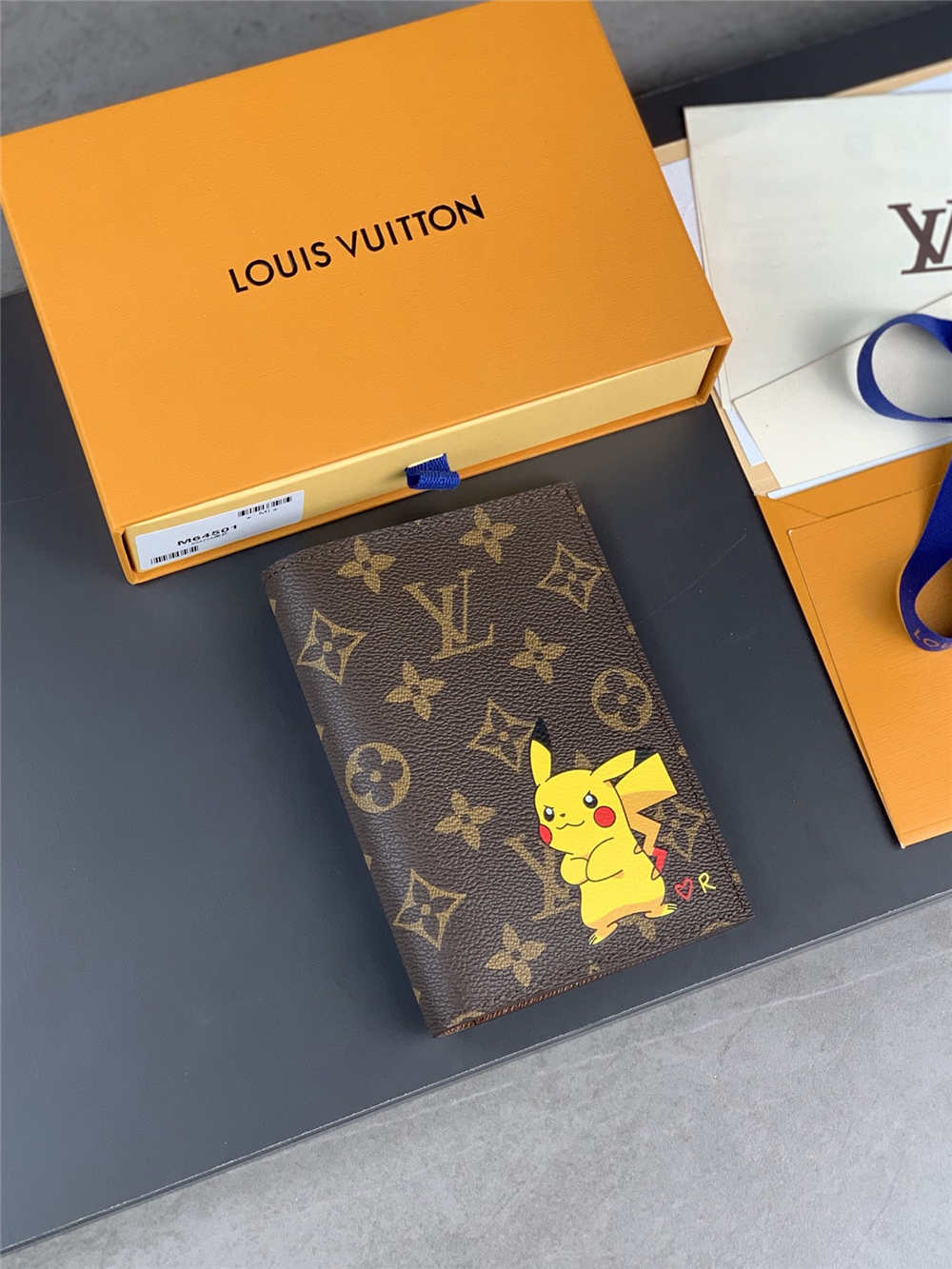 Louis Vuitton wallet M46290  ENVELOPPE CARTE DE VISITE 2025 new 